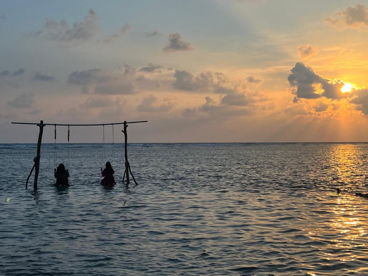 Island Guest Hotel Maamendhoo Exterior photo