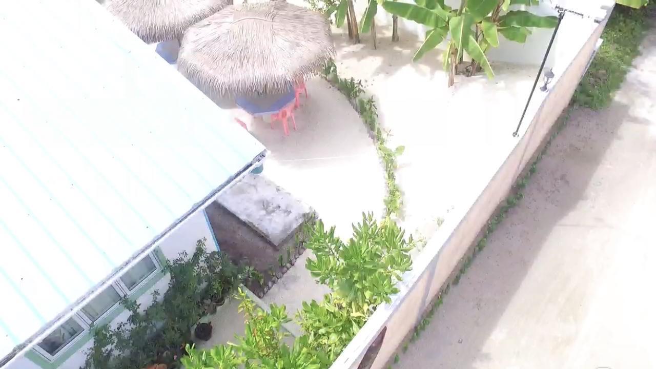Island Guest Hotel Maamendhoo Exterior photo