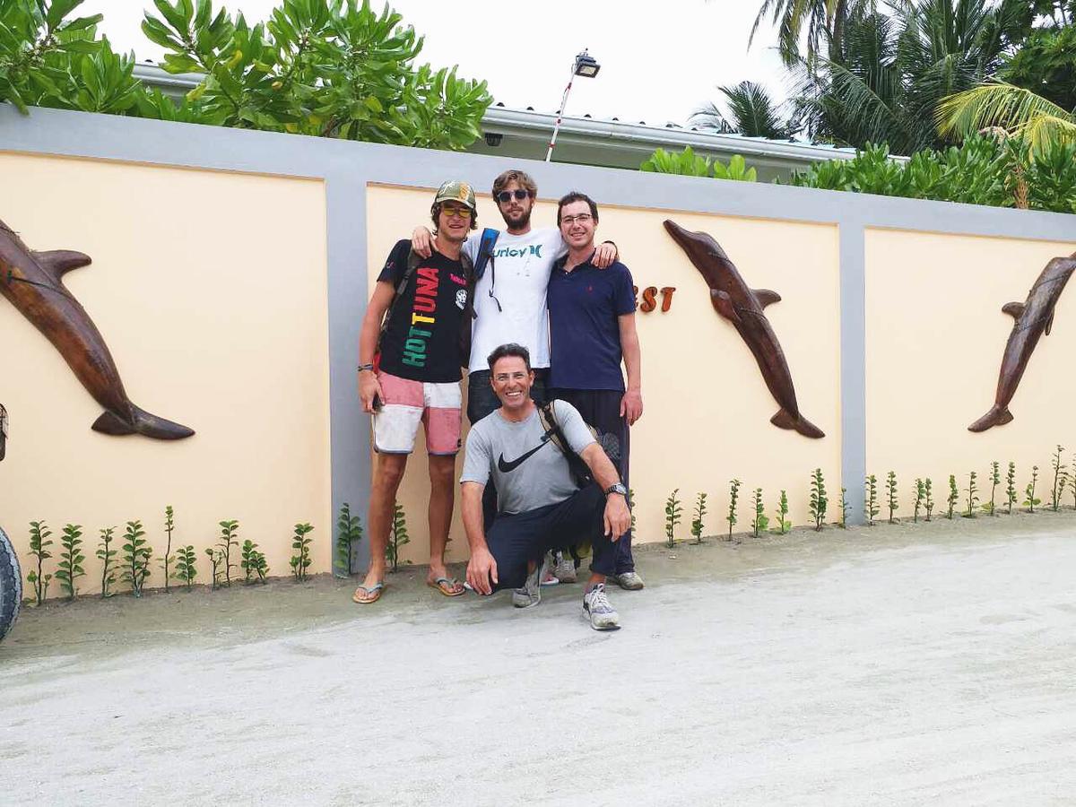 Island Guest Hotel Maamendhoo Exterior photo
