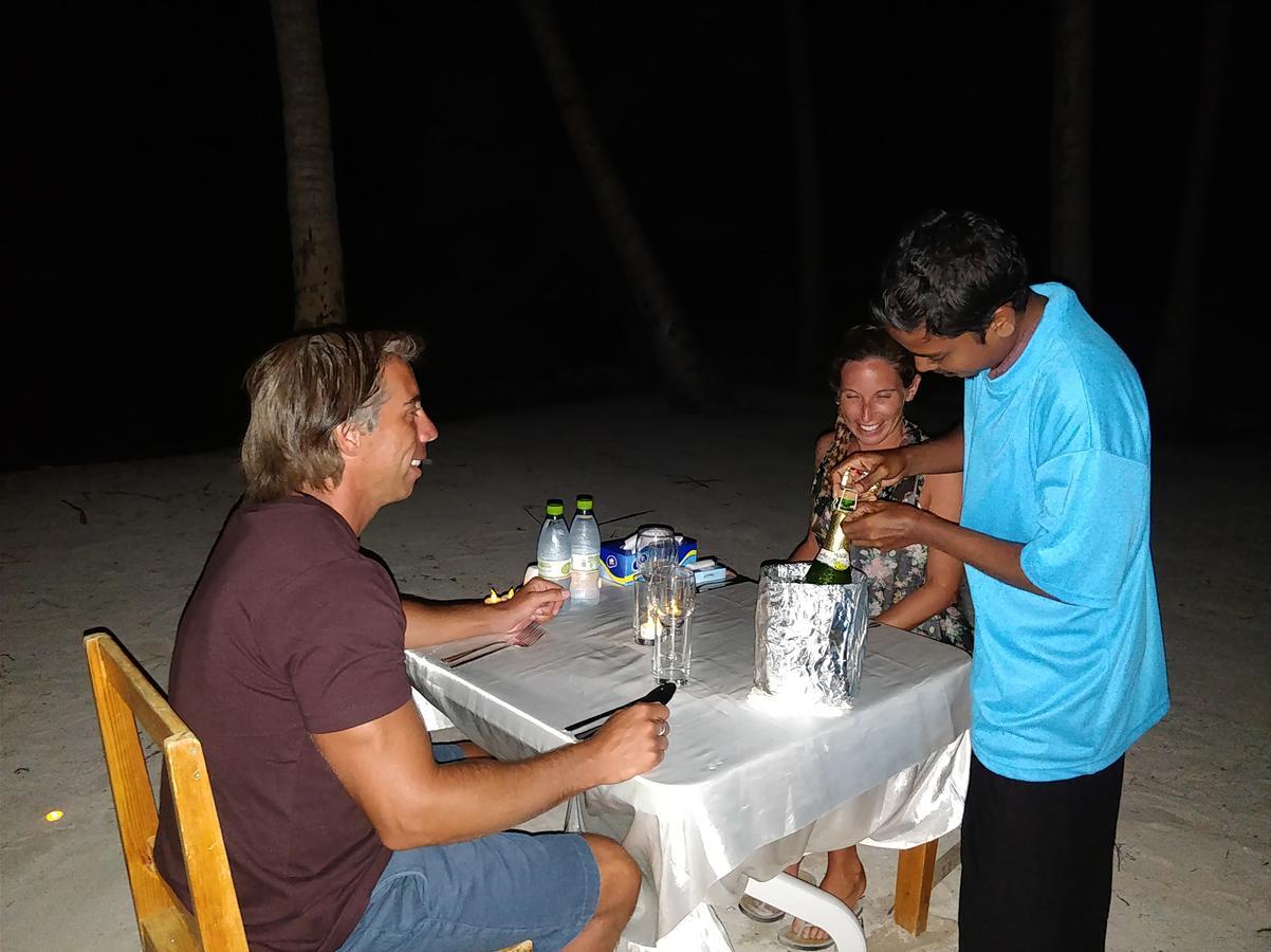 Island Guest Hotel Maamendhoo Exterior photo